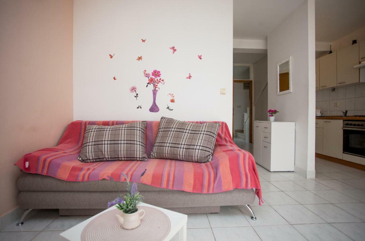 Apartments Gloria Примоштен Экстерьер фото