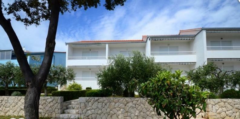 Apartments Gloria Примоштен Экстерьер фото